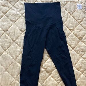 Quince Performance Maternity & Postpartum Leggings